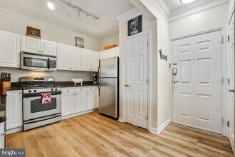 27 Booth St, Unit 345 in Gaithersburg, MD - Building Photo - Building Photo