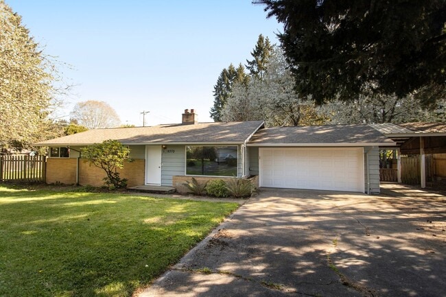 property at 9370 SW Killarney Ln