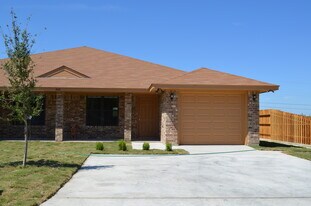 908 Rebecca Ln in Harker Heights, TX - Building Photo