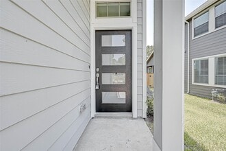 580 Longleaf Pine Dr in Montgomery, TX - Building Photo - Building Photo