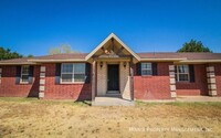 11907 Milwaukee Ave in Lubbock, TX - Building Photo - Building Photo