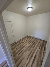 15 S Stewart St, Unit 202 in Blairsville, PA - Foto de edificio - Building Photo