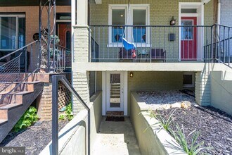 315 Upshur St NW in Washington, DC - Building Photo - Building Photo