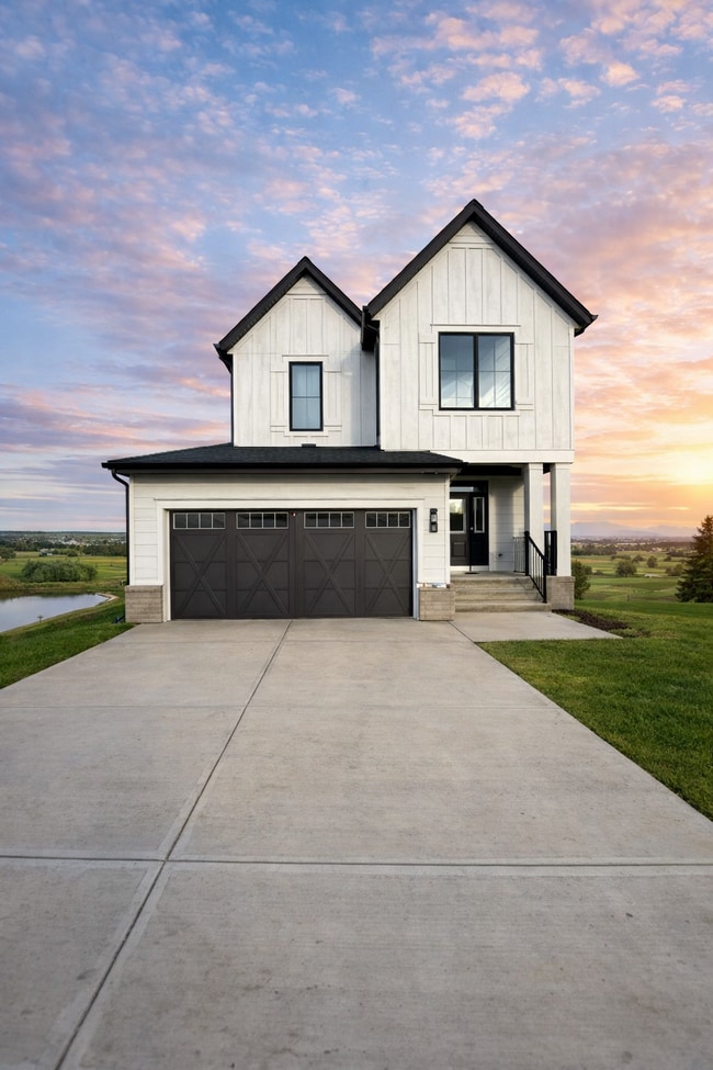 property at 194 Baneberry Wy SW