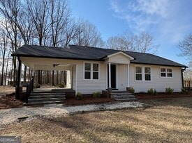 2323 Bethany Bowersville Rd in Canon, GA - Building Photo