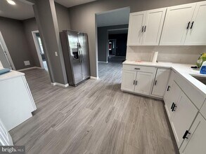 178 Crosswicks Rd in fieldsboro, NJ - Building Photo - Building Photo