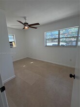 13425 NW 31st Ave in Opa Locka, FL - Building Photo - Building Photo