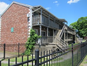 Flume Road Apartments in Gloucester, MA - Building Photo - Building Photo