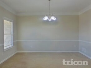 1012 Levista Dr in Locust Grove, GA - Building Photo - Building Photo