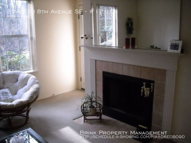 2740 118th Ave SE-Unit -#12-101 in Bellevue, WA - Building Photo - Building Photo