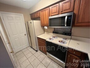 18817 Nautical Dr in Cornelius, NC - Building Photo - Building Photo