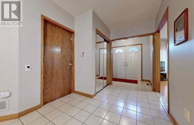 137 Findhorn Crescent in Vaughan, ON - Building Photo - Building Photo