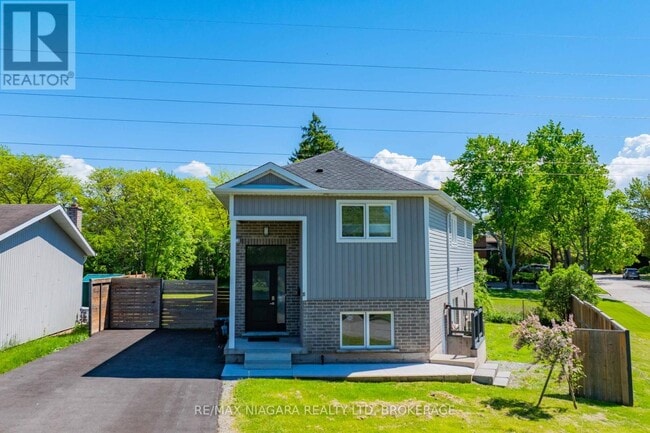 property at 15 Belton Blvd