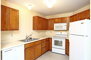 Country View Apartments in Norwalk, IA - Building Photo