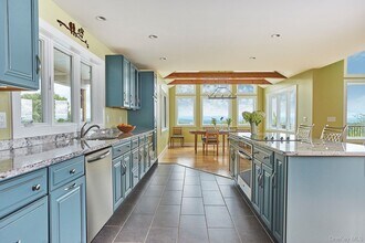 21 Contentment Ln in Red Hook, NY - Building Photo - Building Photo