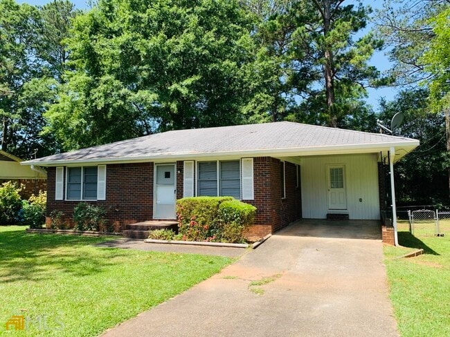 6 Ozmore St in Newnan, GA - Building Photo - Building Photo