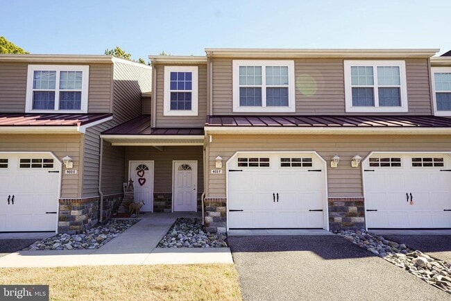 property at 403 Parkview Ct