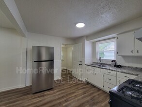 7445 Calvin Ave in St. Louis, MO - Building Photo - Building Photo