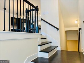 882 Stone Crest Rd NE in Atlanta, GA - Building Photo - Building Photo