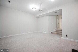 6696 Debra Lu Way in Springfield, VA - Building Photo - Building Photo