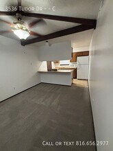 3536 Tudor Dr in Leavenworth, KS - Building Photo - Building Photo