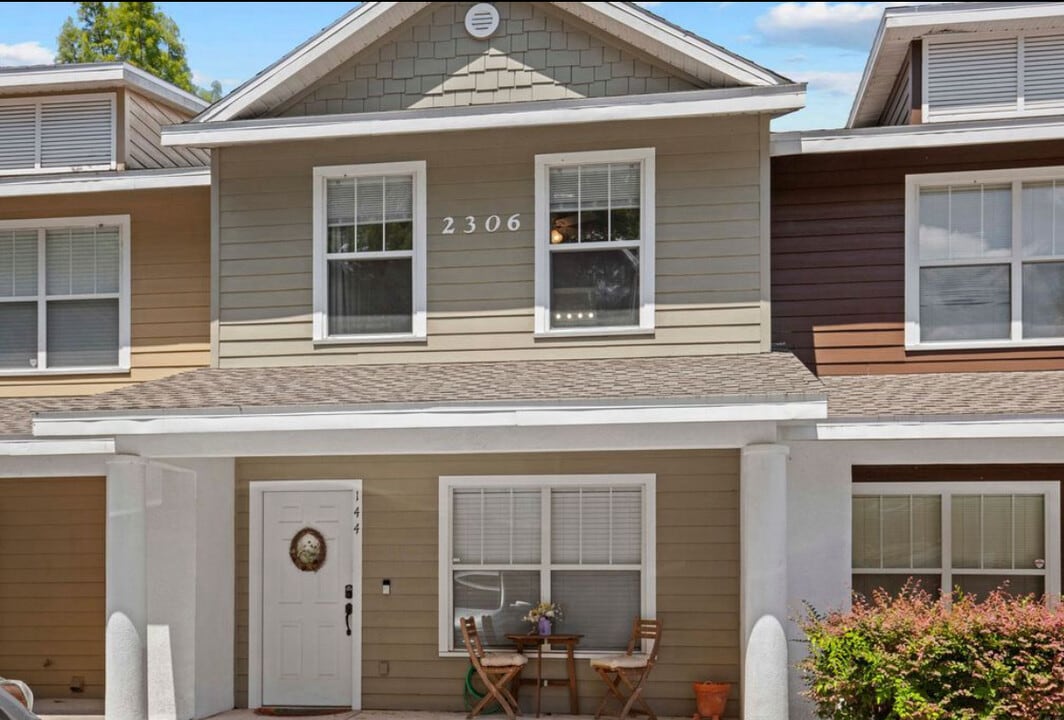 2306 SW 42nd Dr, Unit Condo in Gainesville, FL - Building Photo