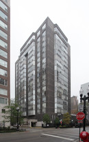 21 W Goethe St Apartments