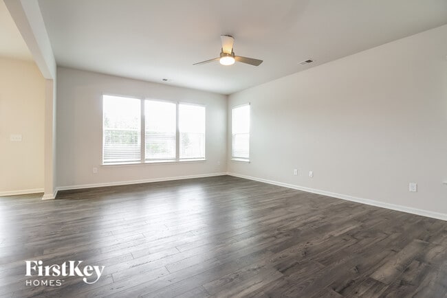 710 Ridgemoor Trl in Simpsonville, SC - Building Photo - Building Photo
