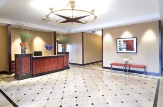 1 Park Ln in Boston, MA - Building Photo - Building Photo