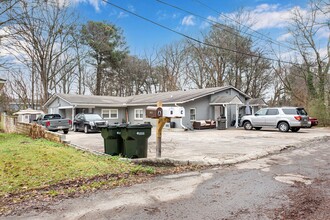 Martin Place in Smyrna, GA - Building Photo - Building Photo