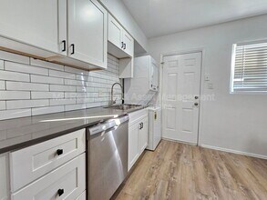 1521 E Oak St in Phoenix, AZ - Building Photo - Building Photo