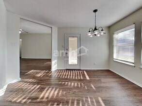 1013 White Marlin Dr in Burleson, TX - Building Photo - Building Photo