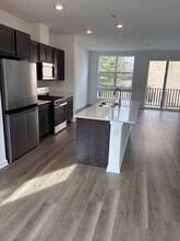 369 Summit Cir in Lombard, IL - Building Photo - Building Photo