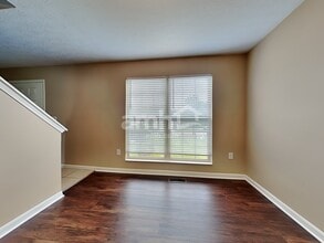 1509 Dorset Way in Loveland, OH - Foto de edificio - Building Photo