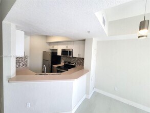 755 SW 148th Ave in Davie, FL - Building Photo - Building Photo