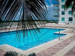 140 S Dixie Hwy, Unit 53 in Hollywood, FL - Building Photo - Building Photo