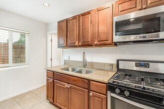 14993 Yucca Ave in Fontana, CA - Building Photo - Building Photo