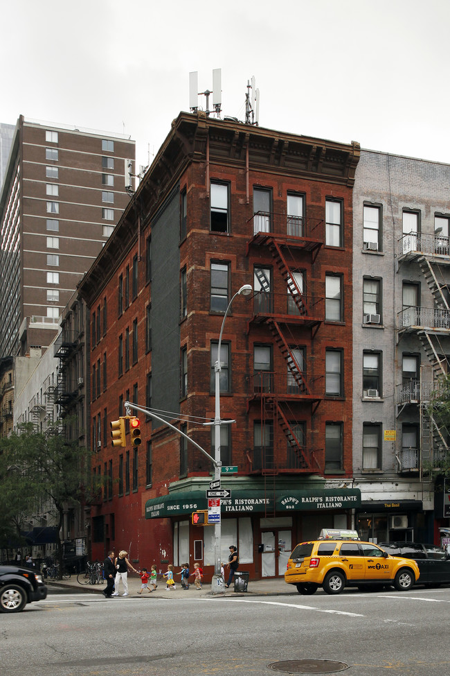 862 Ninth Ave in New York, NY - Foto de edificio - Building Photo