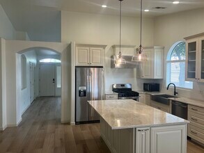 3641 W Arrowwood Pl in Tucson, AZ - Building Photo - Building Photo