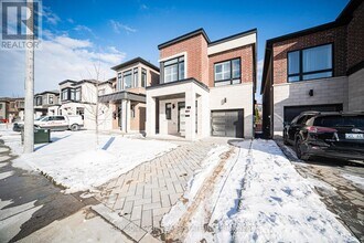 59 Danielle Moore Cir in Toronto, ON - Building Photo - Building Photo