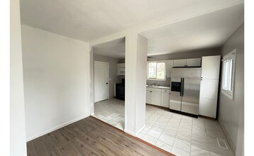 207 Duane St in Clyde, OH - Building Photo - Building Photo