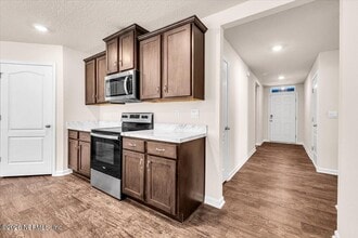 2262 Willow Springs Dr in Green Cove Springs, FL - Building Photo - Building Photo