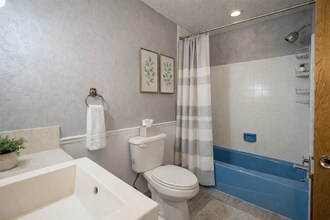 2529 W Olympic Dr in Yukon, OK - Building Photo - Building Photo