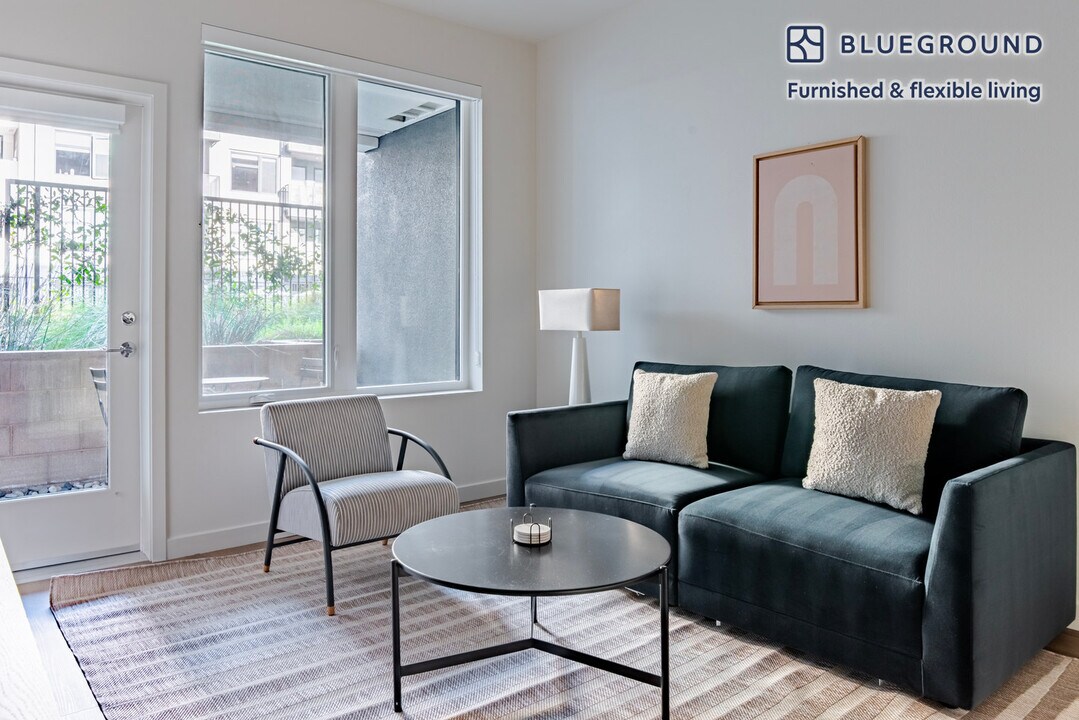 2333 Calle Del Mundo, Unit SI FL3-ID2135 in Santa Clara, CA - Building Photo