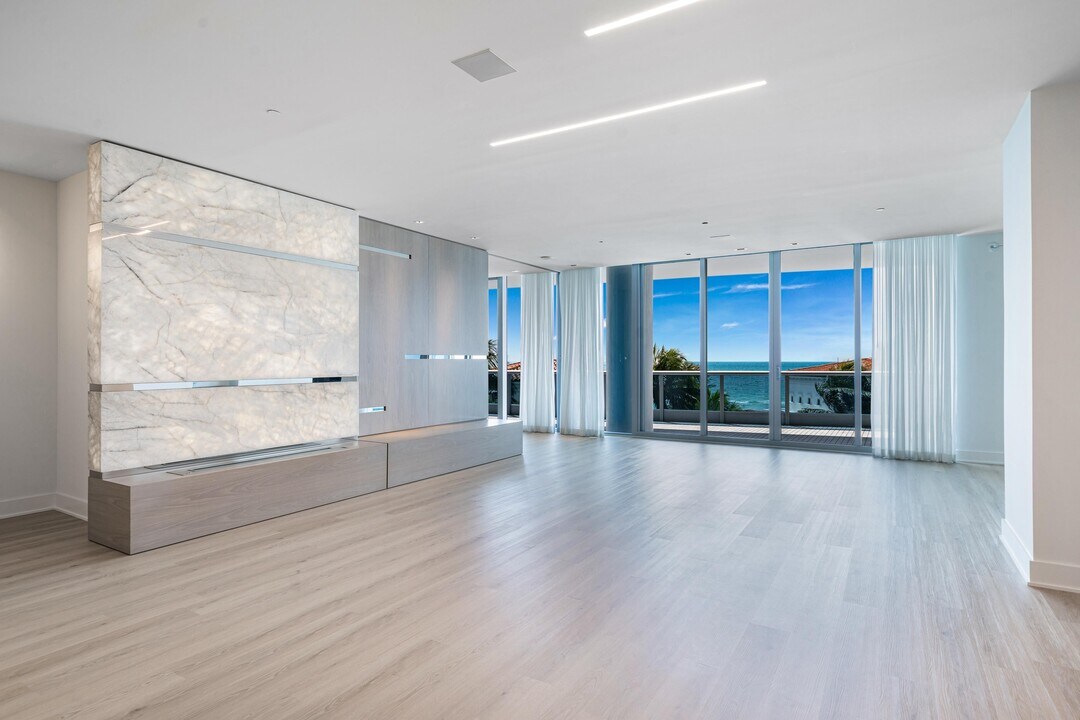 5959 Collins Ave in Miami Beach, FL - Building Photo