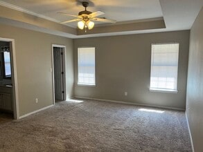 2012 E 22nd St in Russellville, AR - Building Photo - Building Photo