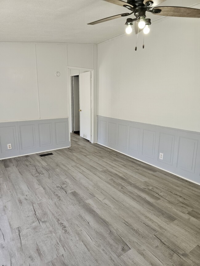 16471 Pisces Rd in Conroe, TX - Foto de edificio - Building Photo