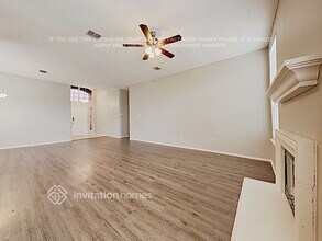 7703 Kittery Ln in Arlington, TX - Foto de edificio - Building Photo