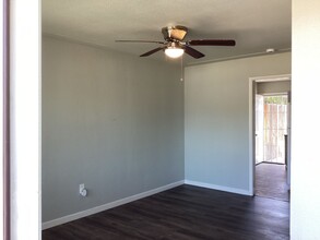 3362 Mayfair Dr S in Fresno, CA - Building Photo - Building Photo