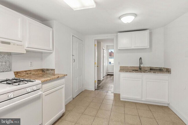 property at 1124 S 15th St